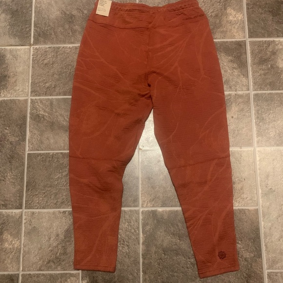 Nike Sportswear Therma-FIT ADV Tech Fleece "MARS STONE" Joggers DX8048-641 S - Picture 9 of 9